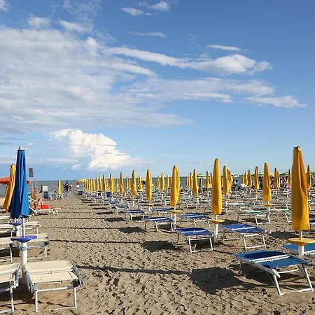 Daire For 4 People In A Residential Complex Lignano Sabbiadoro